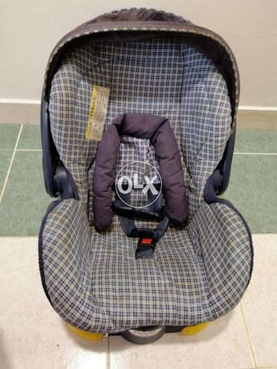 Good condition Evenflo Infant Car Seat - مقعد سيارة ايفن فلو للرضع 3