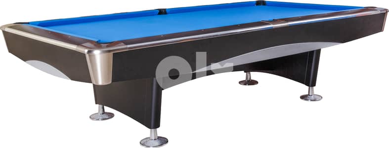 billiard table beautifully crafted . high quality 6