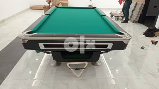billiard table beautifully crafted . high quality 11