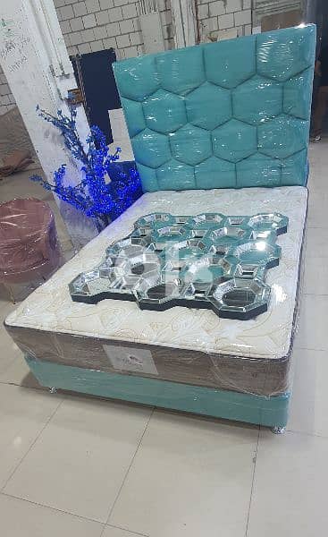 Queen size bed with sofa contact WhatsApp please free delivery 0
