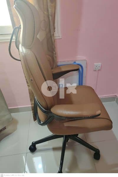 High Back Chair, Color: Beige 1