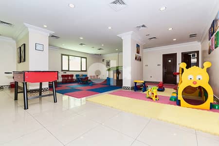 Salmiya – 250 m2, three bedroom apartments w/pool 2