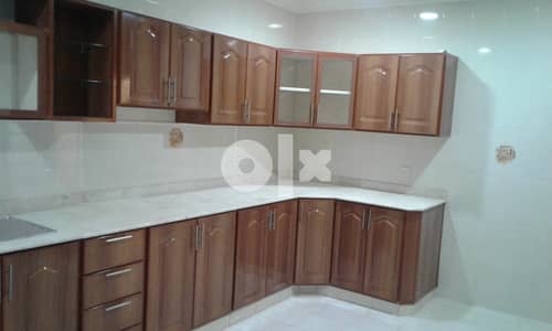 Great 3 bedroom apt in egaila. close to gate mall & aum 0