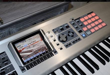 Roland Fantom X8 88-Keys Workstation Keyboard Synthesizer 0