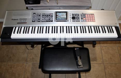 Roland Fantom X8 88-Keys Workstation Keyboard Synthesizer 1