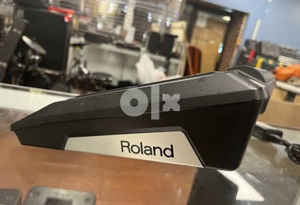 Roland SPD-SX 4GB Percussion Sampling Pad - Black 4