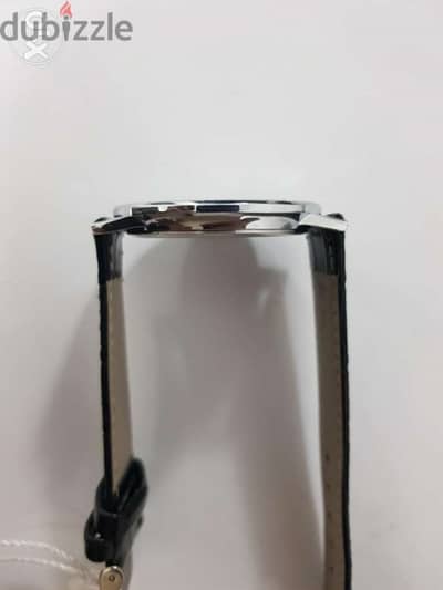 Slim Minimalist White Roman Dial Stainless Steel Case Band 3