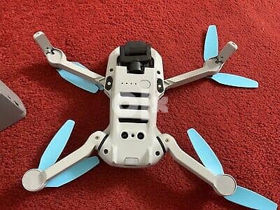 Brand New  dji mavic mini 2 drone fly more combo 4